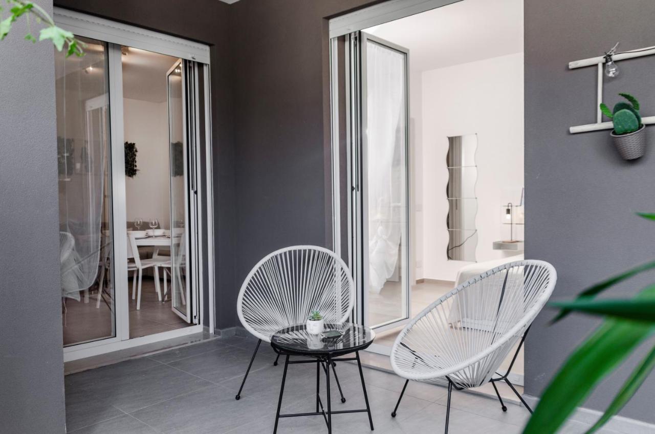 Apulialux Design Apartment - Relax, Spa E Free Parking Bari Exterior photo